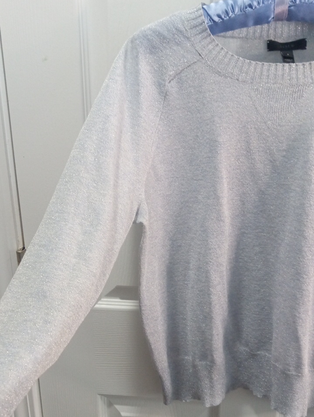 J.CREW LIGHT WEIGHT SWEATER - Picture 7 of 8
